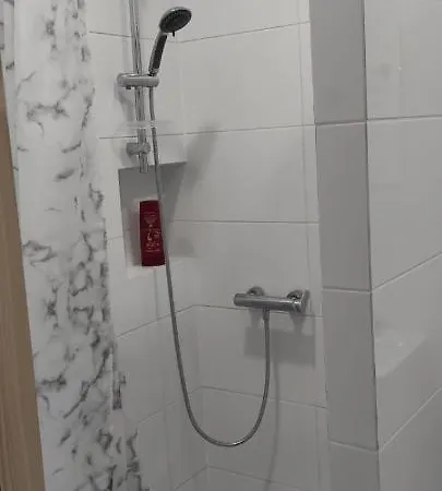 Lily House Poznan Privatunterkunft Posen